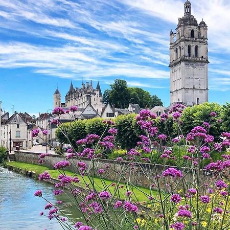 Le Presbytere De La Cite Royale De โลช ภายนอก รูปภาพ