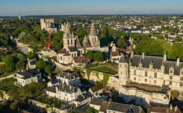 Le Presbytere De La Cite Royale De โลช ห้อง รูปภาพ