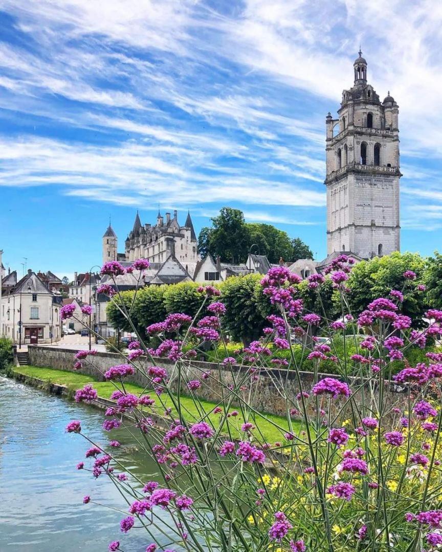 Le Presbytere De La Cite Royale De โลช ห้อง รูปภาพ